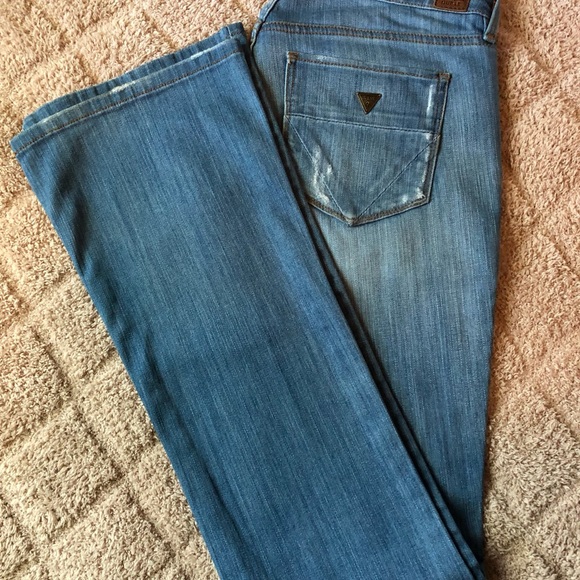 Guess Women’s Boot Ultra Low - size 27 - Picture 1 of 5